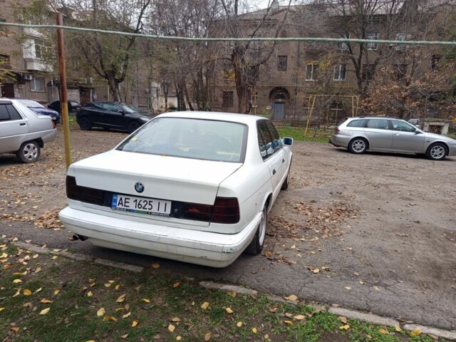 Белый БМВ 5 Серия, объемом двигателя 2.5 л и пробегом 589 тыс. км за 1903 $, фото 6 на Automoto.ua