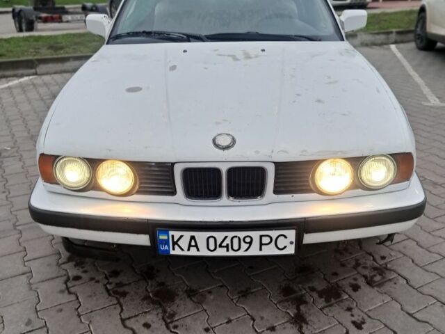 Білий БМВ 5 Серія, об'ємом двигуна 2.5 л та пробігом 350 тис. км за 2800 $, фото 12 на Automoto.ua