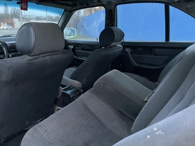 Белый БМВ 5 Серия, объемом двигателя 2 л и пробегом 500 тыс. км за 1350 $, фото 14 на Automoto.ua