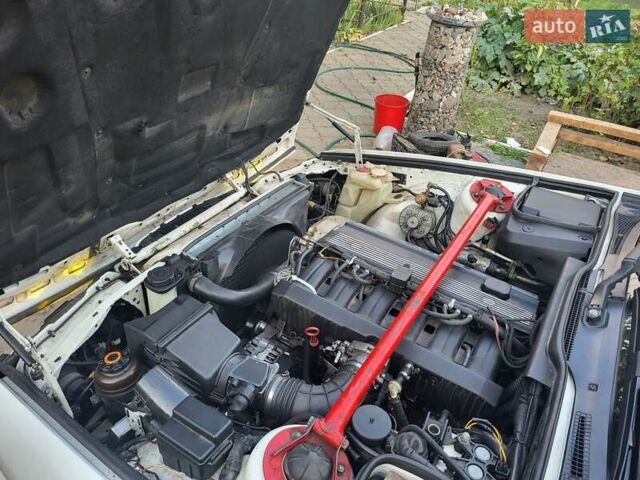 Белый БМВ 5 Серия, объемом двигателя 2.5 л и пробегом 500 тыс. км за 7500 $, фото 16 на Automoto.ua