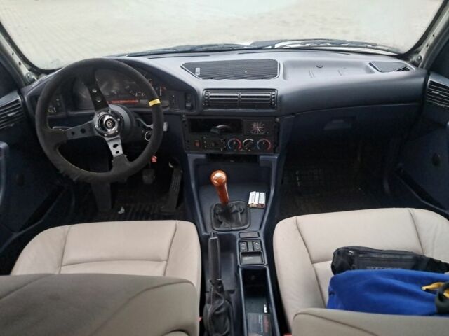 Білий БМВ 5 Серія, об'ємом двигуна 2.5 л та пробігом 350 тис. км за 2800 $, фото 16 на Automoto.ua