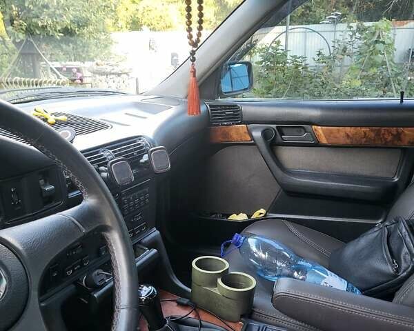 Белый БМВ 5 Серия, объемом двигателя 2.5 л и пробегом 500 тыс. км за 7500 $, фото 8 на Automoto.ua