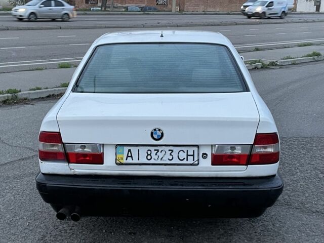 Белый БМВ 5 Серия, объемом двигателя 2 л и пробегом 500 тыс. км за 1350 $, фото 4 на Automoto.ua