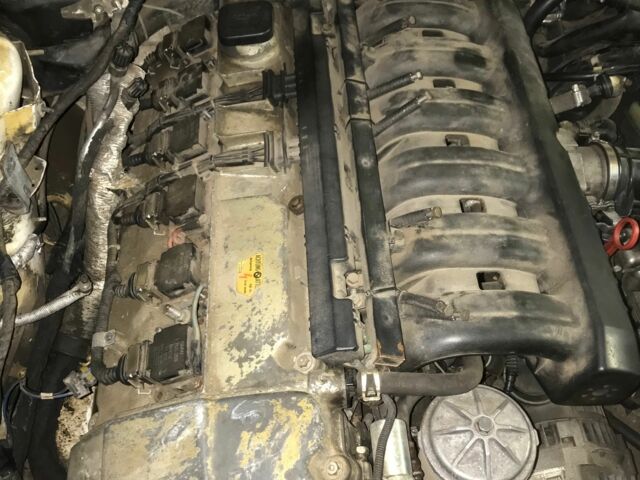 Білий БМВ 5 Серія, об'ємом двигуна 2.5 л та пробігом 300 тис. км за 950 $, фото 4 на Automoto.ua