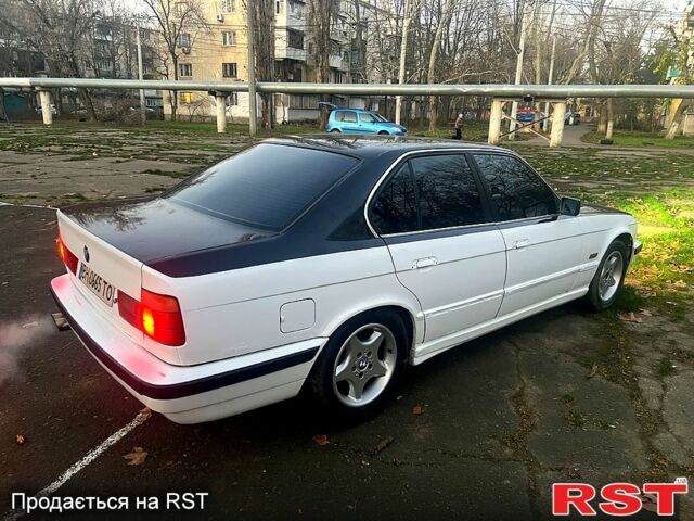 Белый БМВ 5 Серия, объемом двигателя 2 л и пробегом 0 тыс. км за 1500 $, фото 5 на Automoto.ua