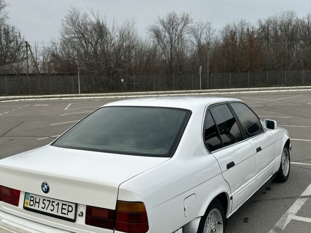 Білий БМВ 5 Серія, об'ємом двигуна 2 л та пробігом 303 тис. км за 1850 $, фото 4 на Automoto.ua