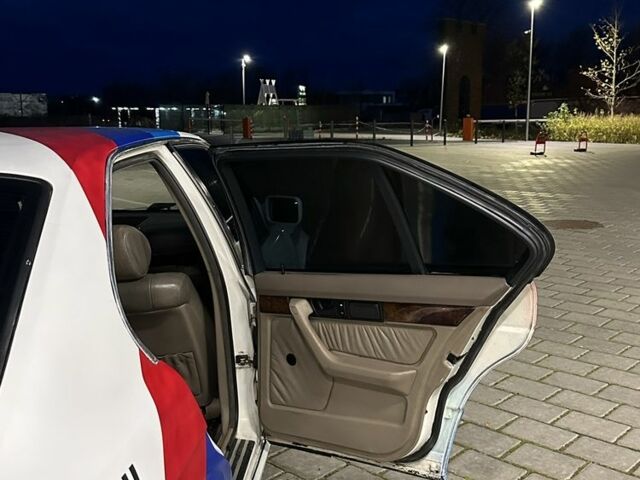 Белый БМВ 5 Серия, объемом двигателя 2.5 л и пробегом 474 тыс. км за 3750 $, фото 14 на Automoto.ua