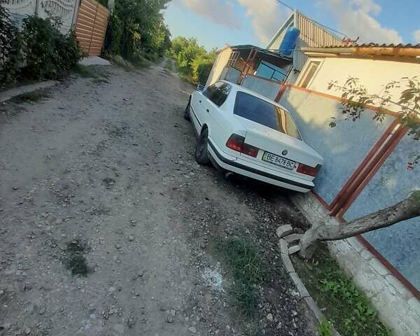 Білий БМВ 5 Серія, об'ємом двигуна 2 л та пробігом 340 тис. км за 3050 $, фото 16 на Automoto.ua