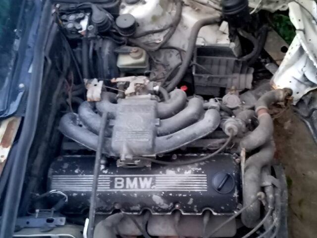 Білий БМВ 5 Серія, об'ємом двигуна 2 л та пробігом 0 тис. км за 800 $, фото 2 на Automoto.ua