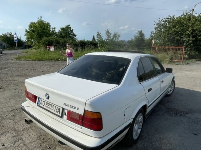 Білий БМВ 5 Серія, об'ємом двигуна 2 л та пробігом 425 тис. км за 1850 $, фото 2 на Automoto.ua