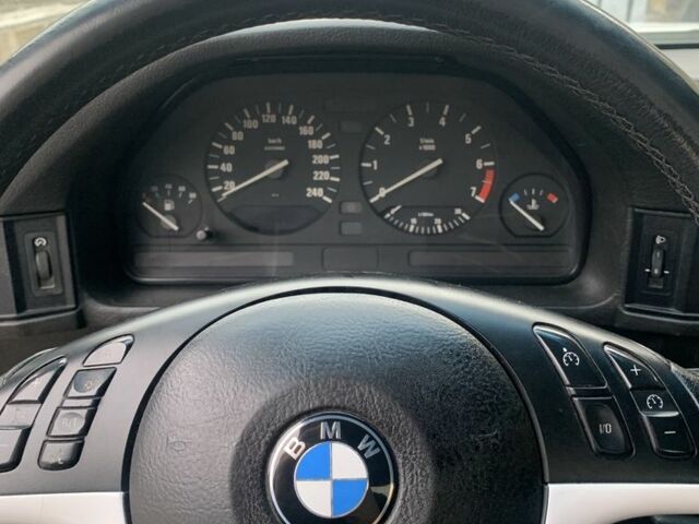 Білий БМВ 5 Серія, об'ємом двигуна 2 л та пробігом 425 тис. км за 1850 $, фото 6 на Automoto.ua