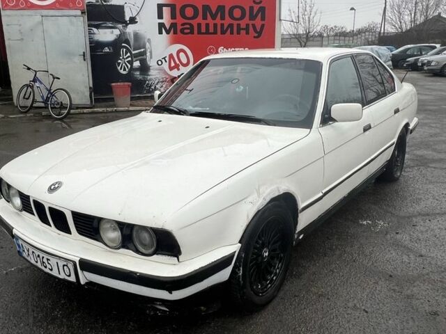 Білий БМВ 5 Серія, об'ємом двигуна 1.8 л та пробігом 400 тис. км за 1650 $, фото 1 на Automoto.ua
