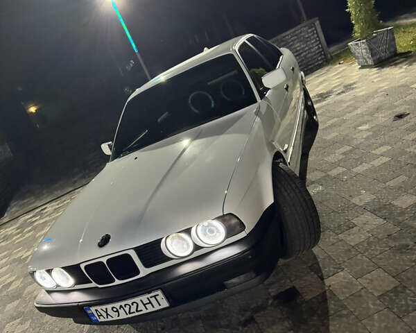 Білий БМВ 5 Серія, об'ємом двигуна 1.99 л та пробігом 320 тис. км за 4999 $, фото 38 на Automoto.ua