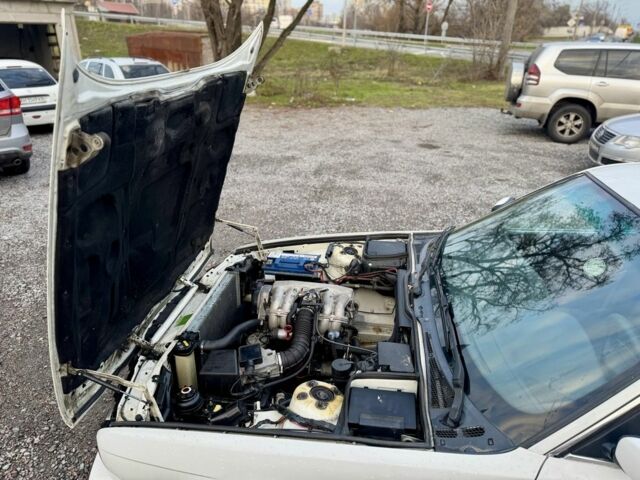 Белый БМВ 5 Серия, объемом двигателя 1.6 л и пробегом 258 тыс. км за 2350 $, фото 19 на Automoto.ua