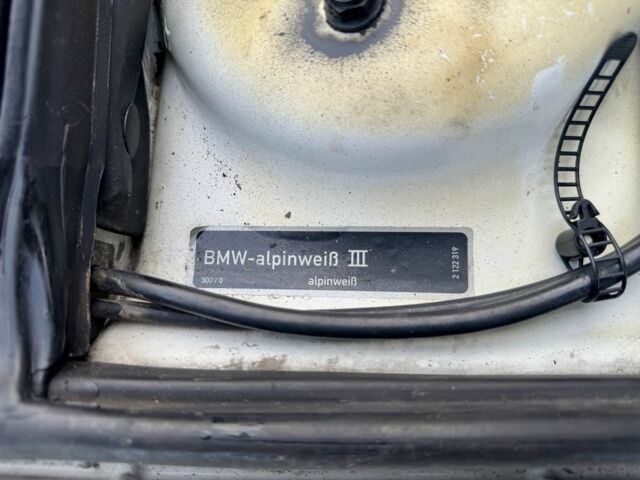 Белый БМВ 5 Серия, объемом двигателя 1.6 л и пробегом 258 тыс. км за 2350 $, фото 22 на Automoto.ua