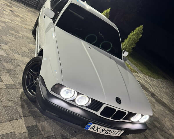 Білий БМВ 5 Серія, об'ємом двигуна 1.99 л та пробігом 320 тис. км за 4999 $, фото 32 на Automoto.ua