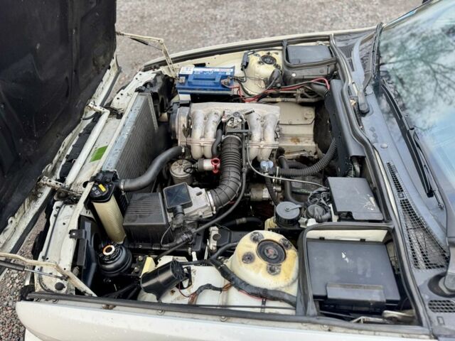 Белый БМВ 5 Серия, объемом двигателя 1.6 л и пробегом 258 тыс. км за 2350 $, фото 18 на Automoto.ua