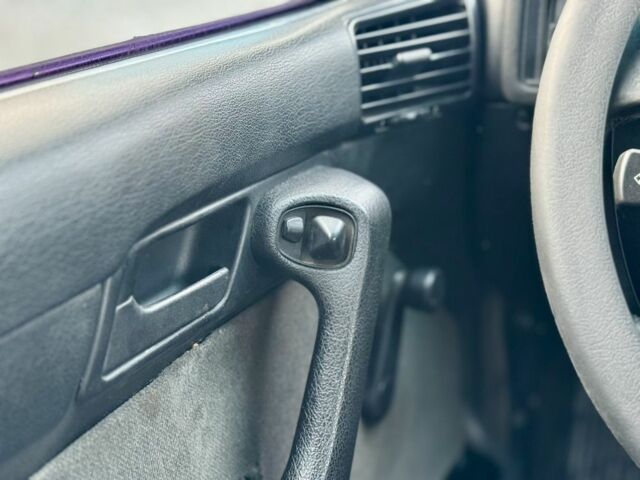 Белый БМВ 5 Серия, объемом двигателя 1.6 л и пробегом 258 тыс. км за 2350 $, фото 23 на Automoto.ua