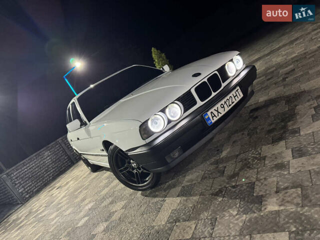 Білий БМВ 5 Серія, об'ємом двигуна 1.99 л та пробігом 320 тис. км за 4999 $, фото 28 на Automoto.ua