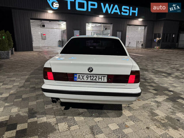 Білий БМВ 5 Серія, об'ємом двигуна 1.99 л та пробігом 320 тис. км за 4999 $, фото 6 на Automoto.ua