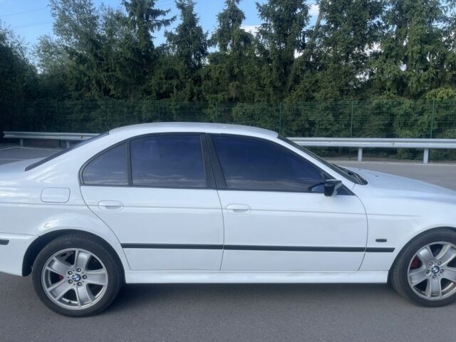 Білий БМВ 5 Серія, об'ємом двигуна 2.9 л та пробігом 529 тис. км за 6500 $, фото 6 на Automoto.ua