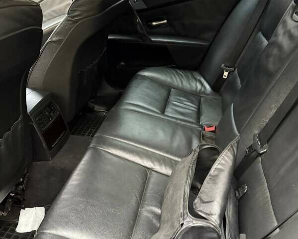 Белый БМВ 5 Серия, объемом двигателя 2.17 л и пробегом 300 тыс. км за 6800 $, фото 7 на Automoto.ua