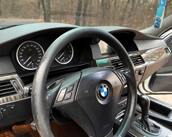 Белый БМВ 5 Серия, объемом двигателя 2.17 л и пробегом 300 тыс. км за 6800 $, фото 5 на Automoto.ua