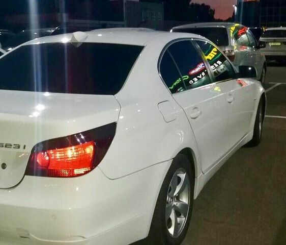 Белый БМВ 5 Серия, объемом двигателя 0 л и пробегом 3 тыс. км за 8300 $, фото 6 на Automoto.ua