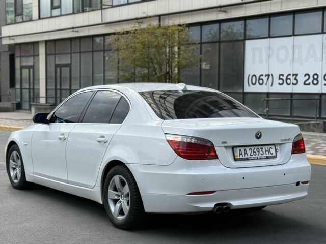 Белый БМВ 5 Серия, объемом двигателя 2.5 л и пробегом 220 тыс. км за 7000 $, фото 2 на Automoto.ua