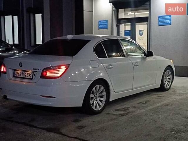 Белый БМВ 5 Серия, объемом двигателя 2.5 л и пробегом 310 тыс. км за 7250 $, фото 6 на Automoto.ua