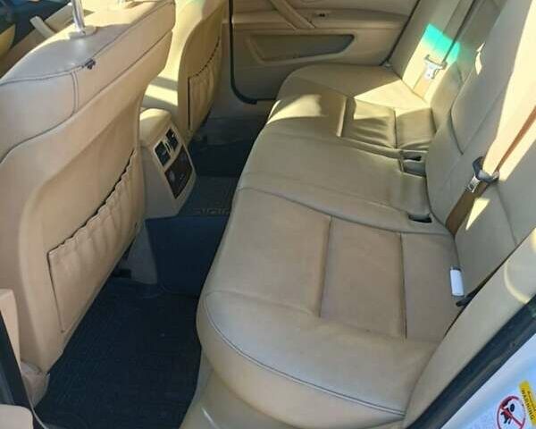 Белый БМВ 5 Серия, объемом двигателя 2.5 л и пробегом 310 тыс. км за 7250 $, фото 10 на Automoto.ua