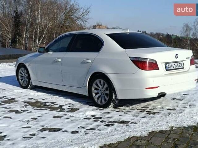 Белый БМВ 5 Серия, объемом двигателя 2.5 л и пробегом 310 тыс. км за 7250 $, фото 4 на Automoto.ua
