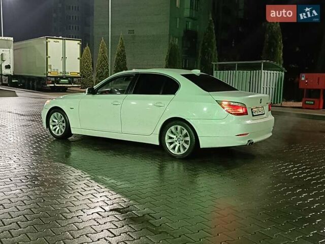Белый БМВ 5 Серия, объемом двигателя 2.5 л и пробегом 320 тыс. км за 6850 $, фото 1 на Automoto.ua