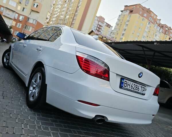 Білий БМВ 5 Серія, об'ємом двигуна 2 л та пробігом 246 тис. км за 9500 $, фото 18 на Automoto.ua