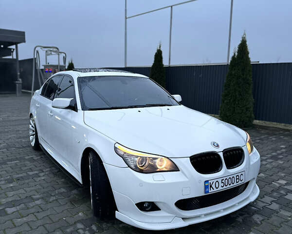 Белый БМВ 5 Серия, объемом двигателя 2 л и пробегом 315 тыс. км за 13800 $, фото 3 на Automoto.ua