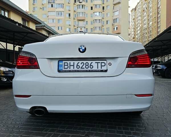 Білий БМВ 5 Серія, об'ємом двигуна 2 л та пробігом 246 тис. км за 9500 $, фото 17 на Automoto.ua