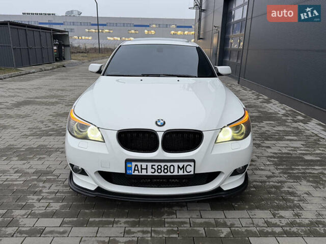 Белый БМВ 5 Серия, объемом двигателя 3 л и пробегом 333 тыс. км за 18500 $, фото 2 на Automoto.ua