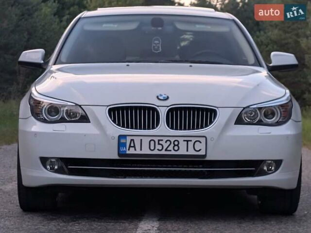 Білий БМВ 5 Серія, об'ємом двигуна 3 л та пробігом 54 тис. км за 14700 $, фото 20 на Automoto.ua