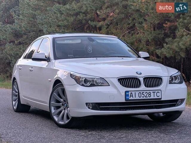 Білий БМВ 5 Серія, об'ємом двигуна 3 л та пробігом 54 тис. км за 14700 $, фото 11 на Automoto.ua