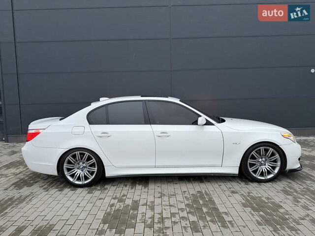 Белый БМВ 5 Серия, объемом двигателя 3 л и пробегом 333 тыс. км за 18500 $, фото 7 на Automoto.ua