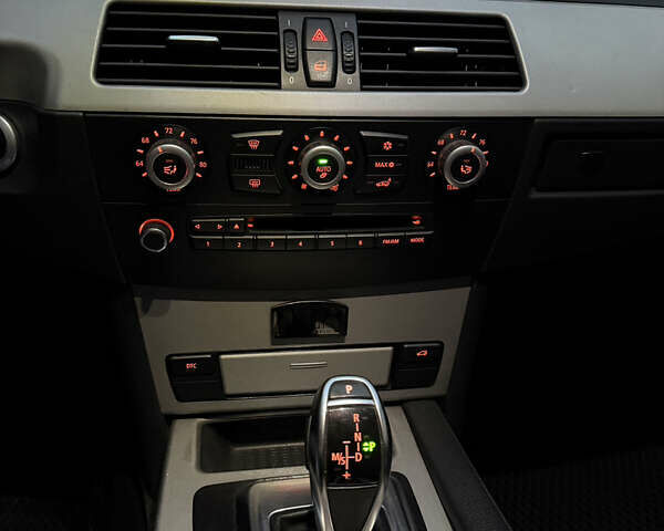 Белый БМВ 5 Серия, объемом двигателя 3 л и пробегом 333 тыс. км за 18500 $, фото 23 на Automoto.ua