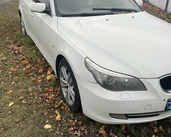 Білий БМВ 5 Серія, об'ємом двигуна 3 л та пробігом 298 тис. км за 7500 $, фото 2 на Automoto.ua