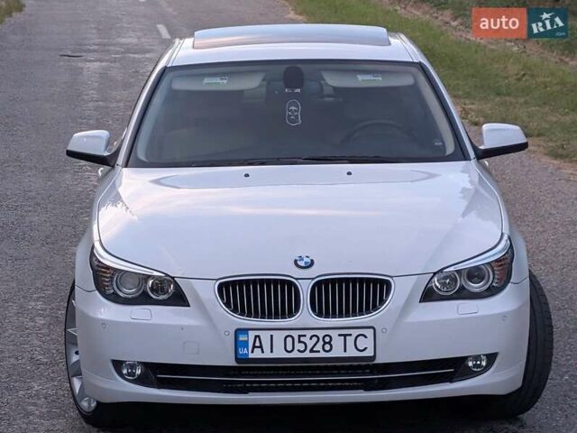Білий БМВ 5 Серія, об'ємом двигуна 3 л та пробігом 54 тис. км за 14700 $, фото 3 на Automoto.ua