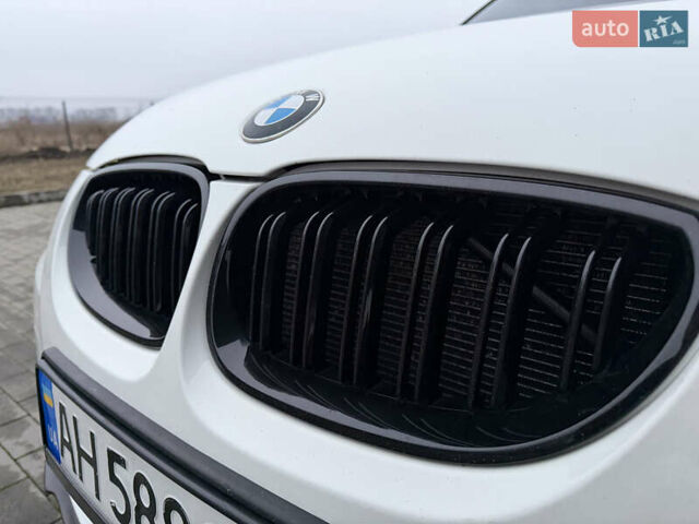 Белый БМВ 5 Серия, объемом двигателя 3 л и пробегом 333 тыс. км за 18500 $, фото 5 на Automoto.ua