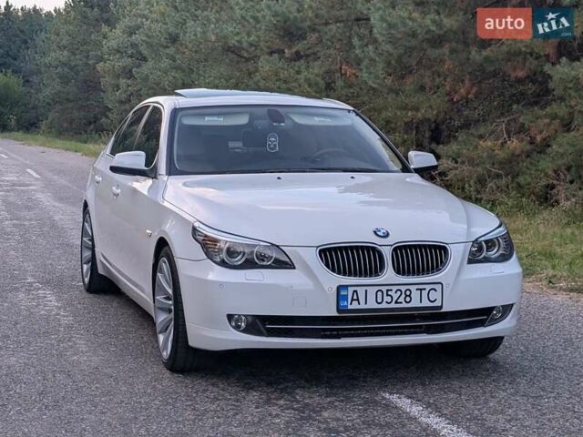 Білий БМВ 5 Серія, об'ємом двигуна 3 л та пробігом 54 тис. км за 14700 $, фото 25 на Automoto.ua