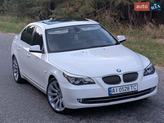 Білий БМВ 5 Серія, об'ємом двигуна 3 л та пробігом 54 тис. км за 14700 $, фото 2 на Automoto.ua