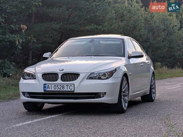 Білий БМВ 5 Серія, об'ємом двигуна 3 л та пробігом 54 тис. км за 14700 $, фото 16 на Automoto.ua