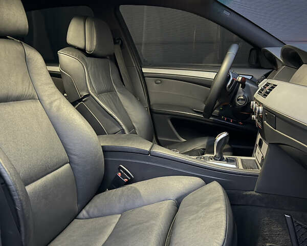 Белый БМВ 5 Серия, объемом двигателя 3 л и пробегом 333 тыс. км за 18500 $, фото 26 на Automoto.ua