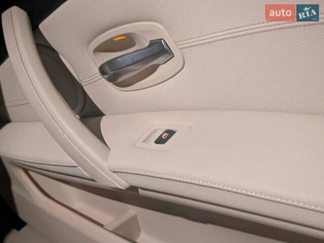 Білий БМВ 5 Серія, об'ємом двигуна 3 л та пробігом 54 тис. км за 14700 $, фото 48 на Automoto.ua