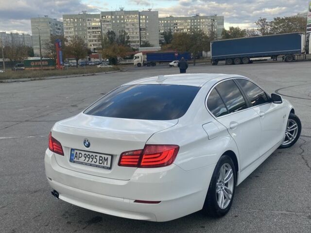 БМВ 5 Серия 2010 в Запорожье на Automoto.ua Белый БМВ 5 Серия, объемом двигателя 3 л и пробегом 210 тыс. км за 17500 $, фото 4 на Automoto.ua